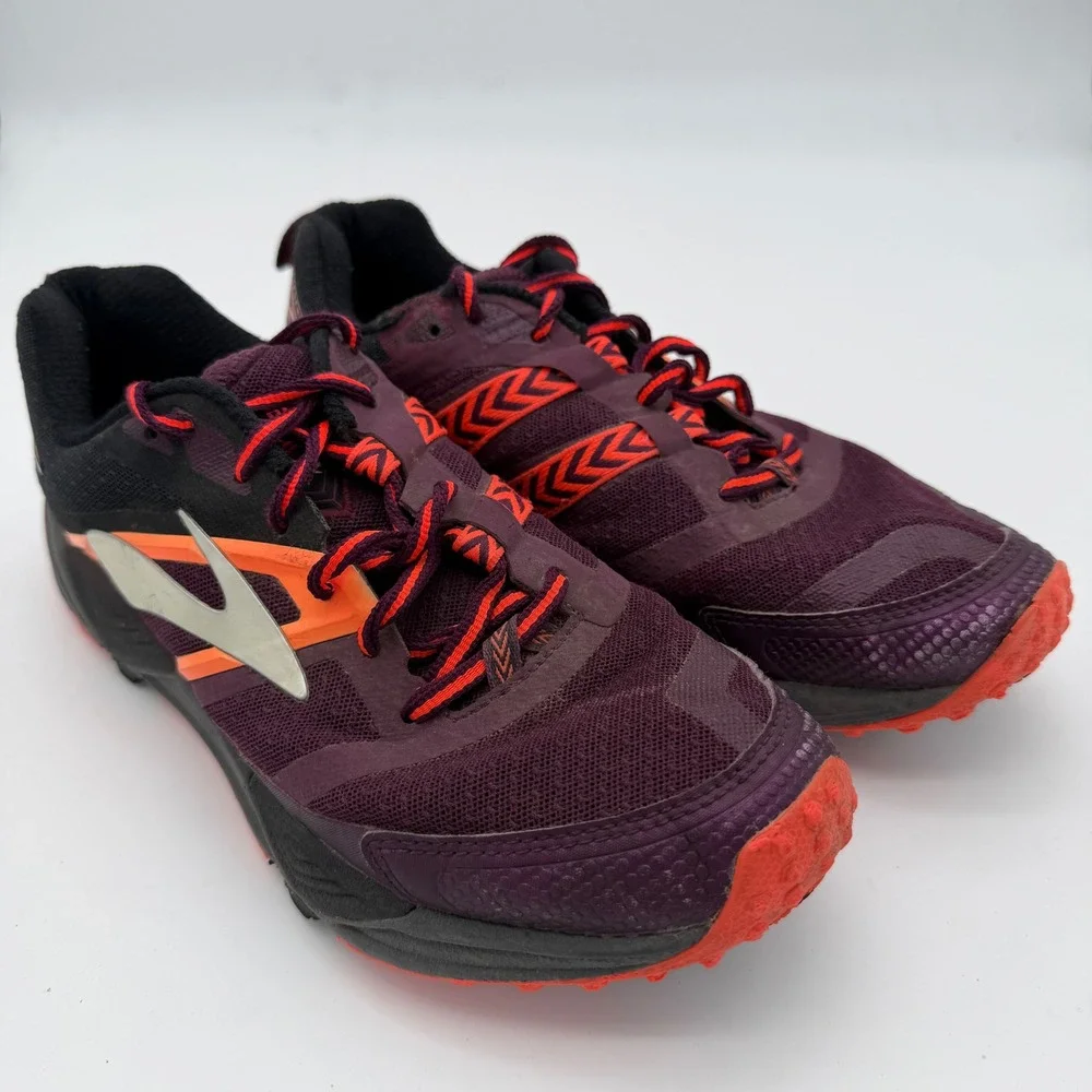 Brooks Cascadia 12 Trail Running Shoes Womens 9.5 Plum Orange Black 1202331B604